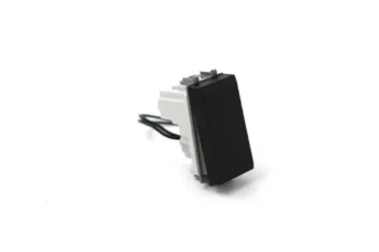 BOUTON POUSSOIR 16A NERA 43